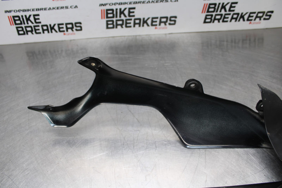 22-25 YAMAHA YZF R7 LOWER BOTTOM BELLY FAIRING COWL BB00