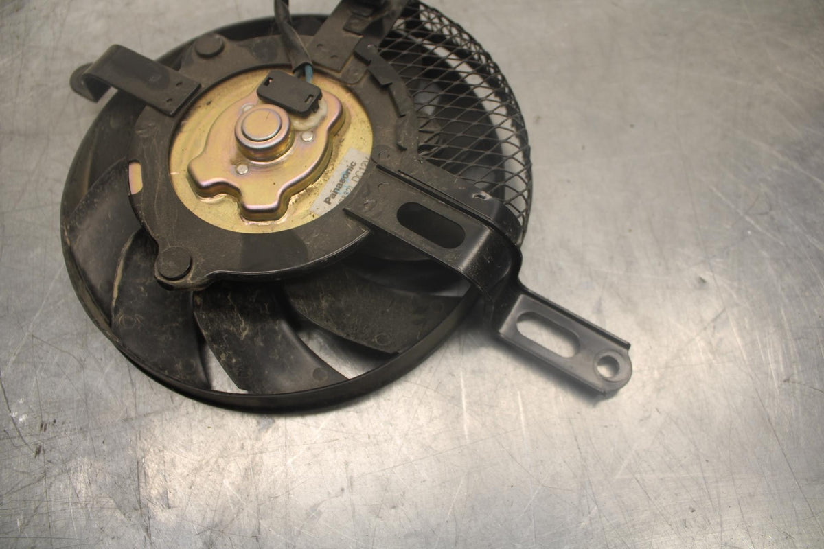 15-21 SUZUKI GSXR600 ENGINE RADIATOR COOLING FAN BB460