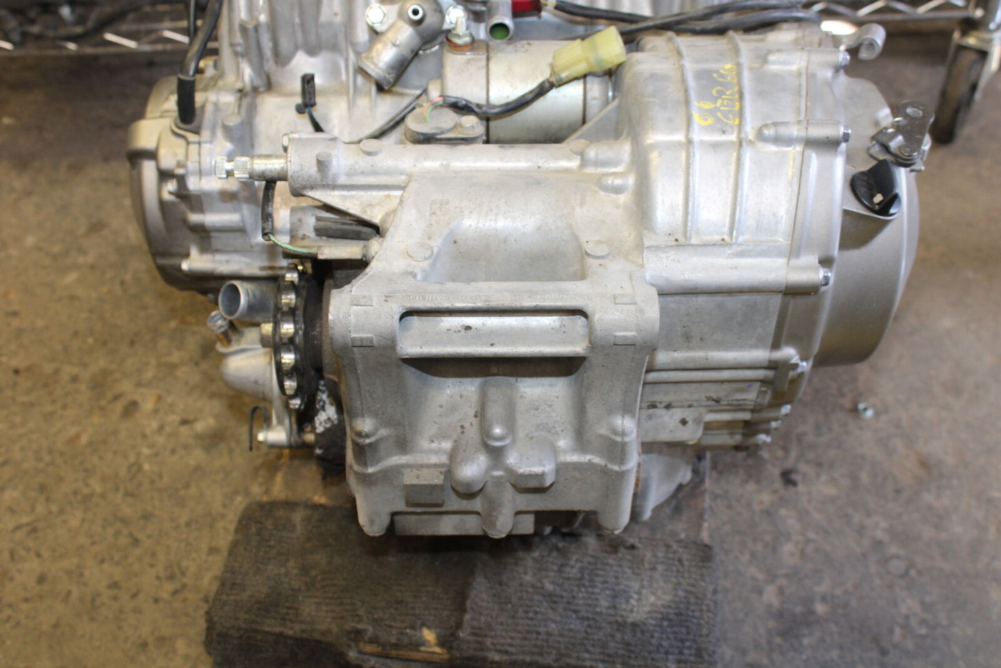 05-06 HONDA CBR600RR ENGINE MOTOR   BB689