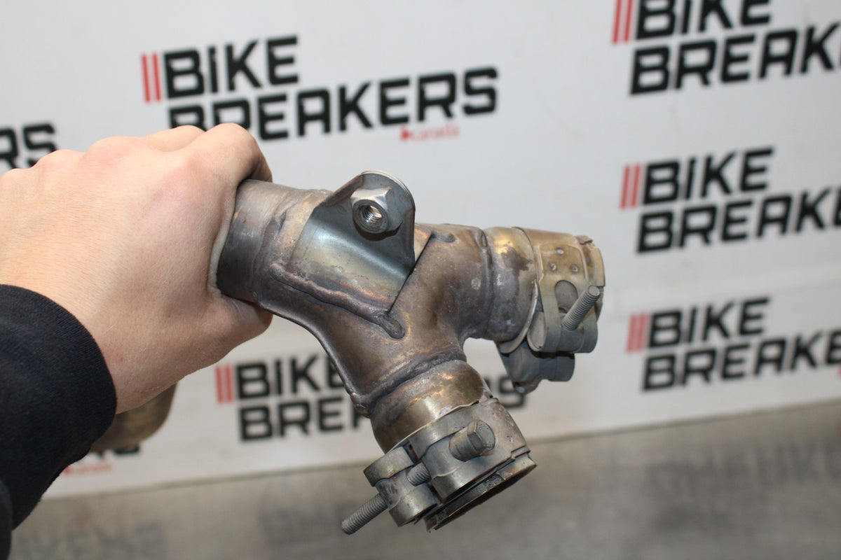 12 TRIUMPH STREET TRIPLE R EXHAUST MIDPIPE MID MIDDLE PIPE BB914