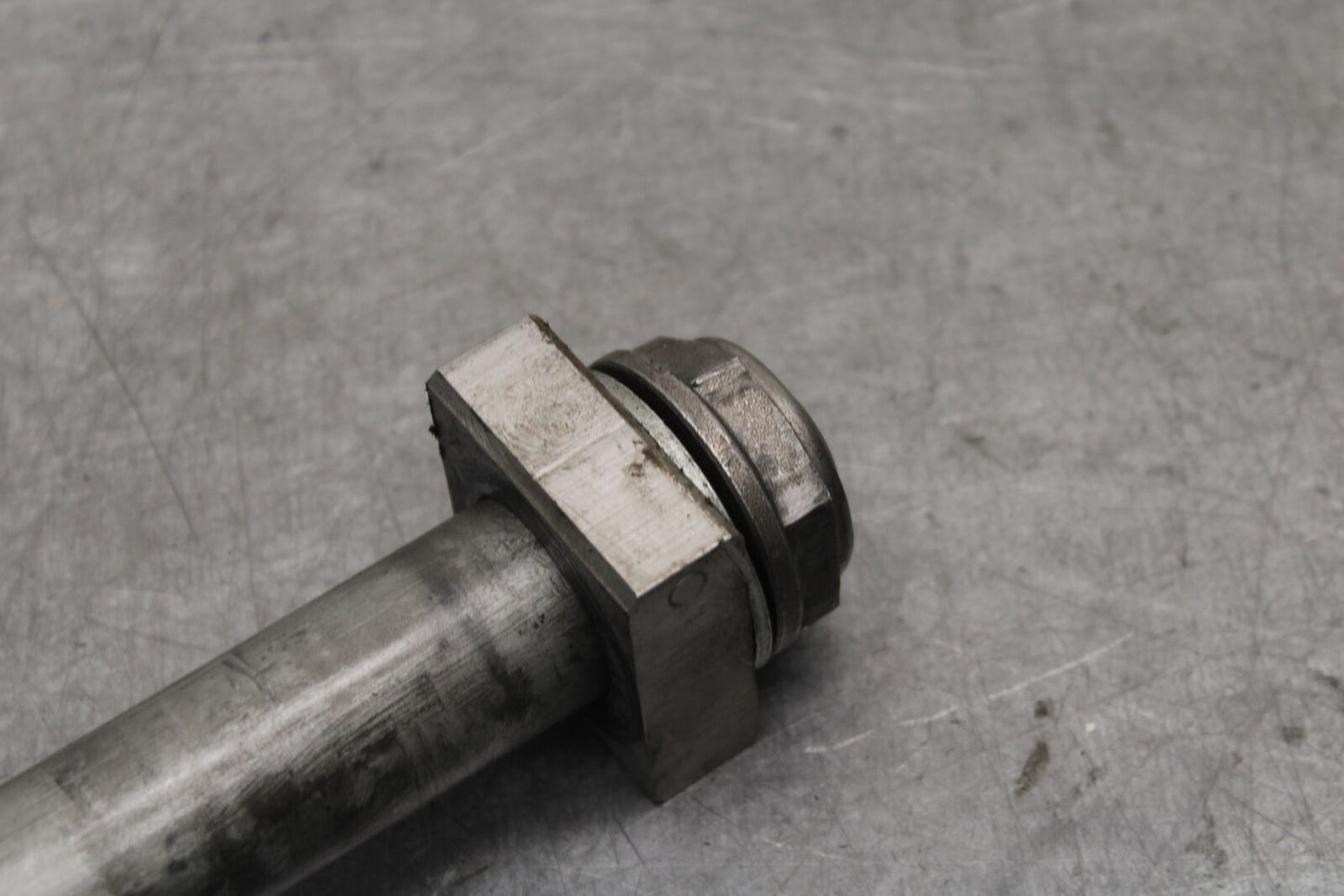17-21 HONDA CBR1000RR SP REAR AXLE BACK WHEEL RIM PIVOT BOLT AXEL BB681