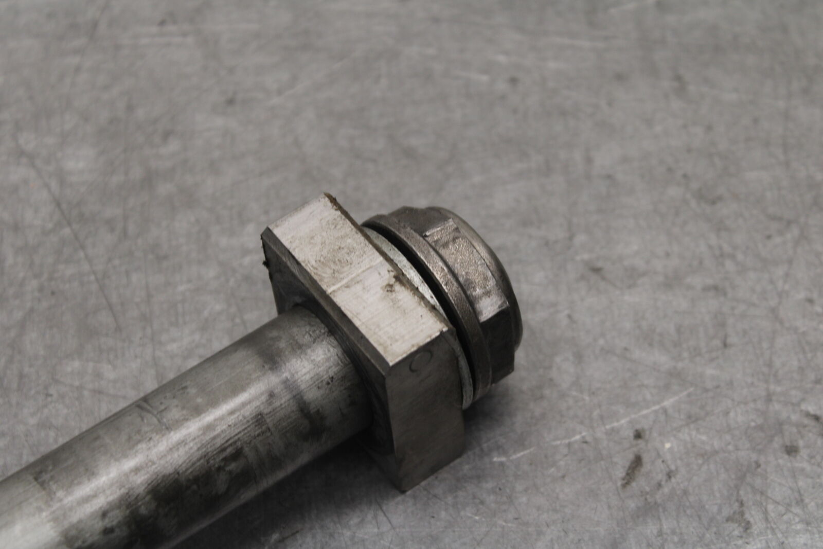 17-21 HONDA CBR1000RR SP REAR AXLE BACK WHEEL RIM PIVOT BOLT AXEL BB681