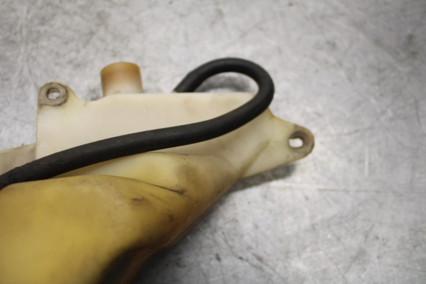 1997 Suzuki GSXR750 COOLANT WATER TANK RESERVOIR BOTTLE #B BB527