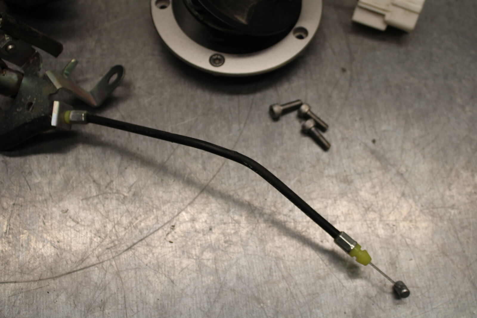 12-13 KAWASAKI Z1000 IGNITION LOCK KEY SET W/ GAS CAP AND SEAT LOCK BB743