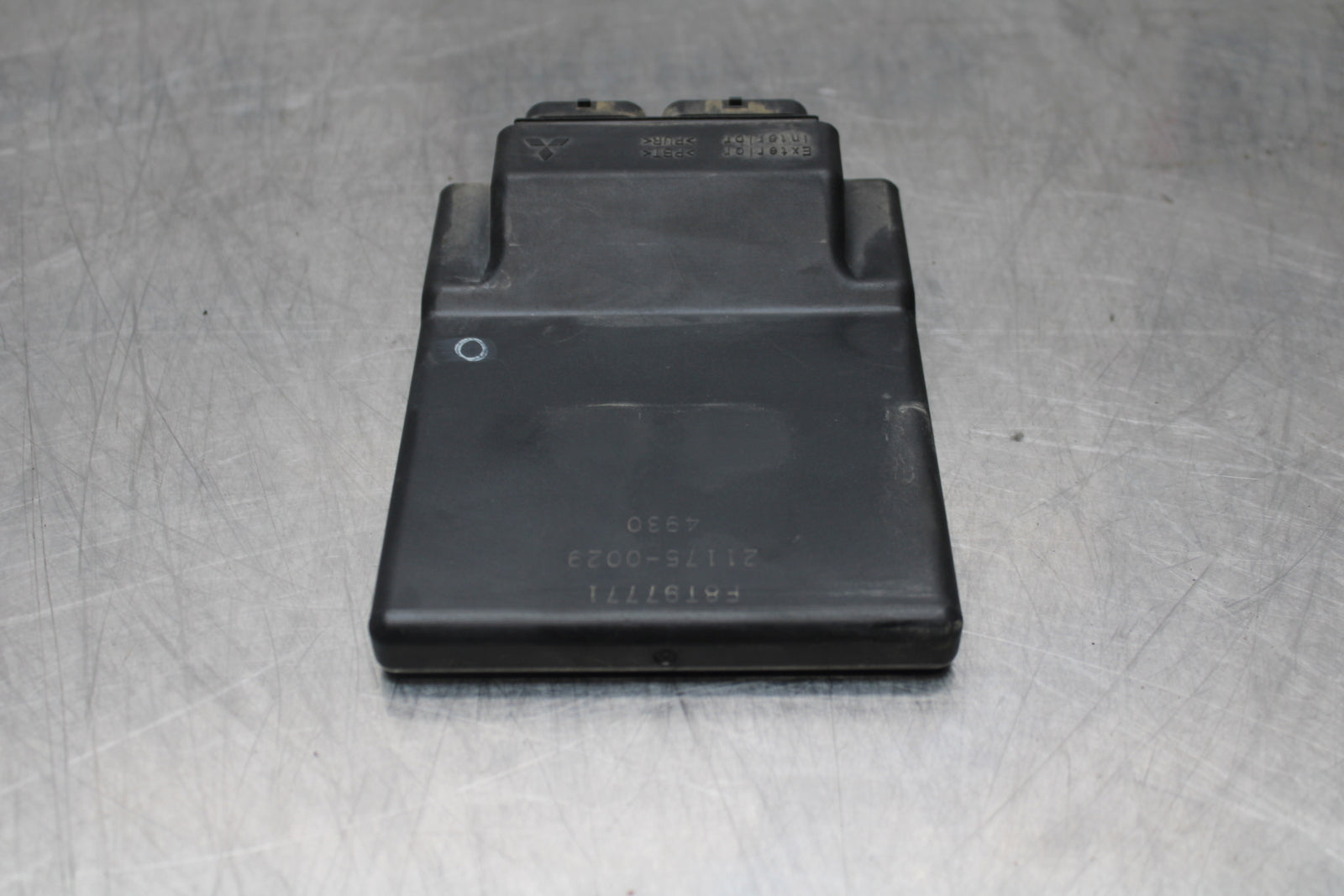 04-05 KAWASAKI NINJA ZX10R ECU COMPUTER CONTROLLER UNIT BLACK BOX ECM CDI  BB163