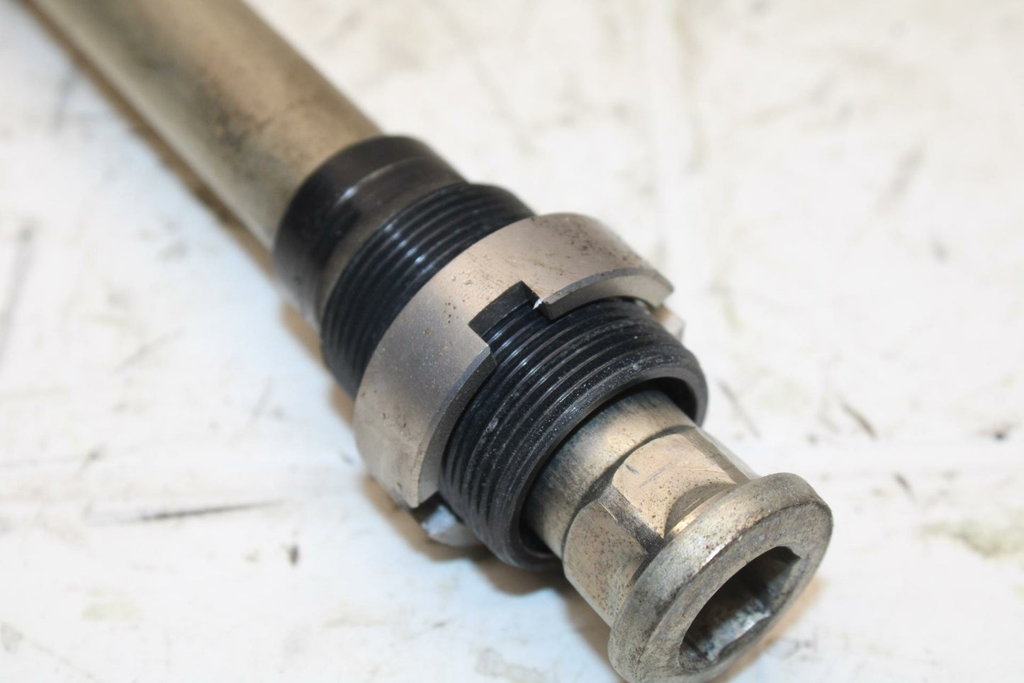 13-17 KAWASAKI NINJA ZX6R ZX636E REAR BACK SWINGARM BOLT SUSPENSION PIVOT AXLE B