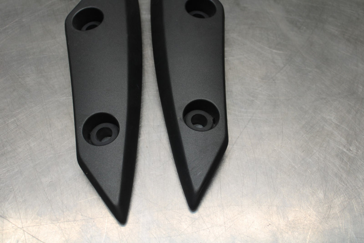 24-25 KAWASAKI ELIMINATOR 450 REAR STRUT FRAME COVER BB869