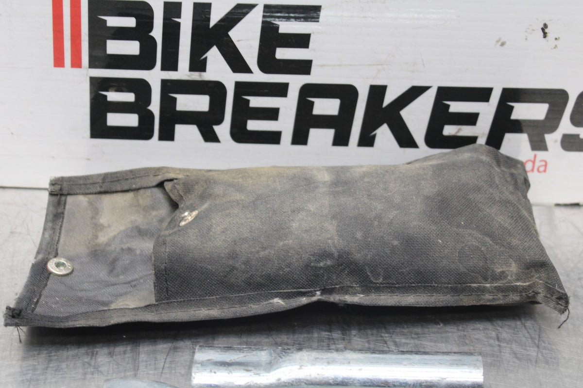 13 KAWASAKI NINJA 650 EX650F ABS STOCK TOOLS OEM TOOL BAG KIT SET BB828