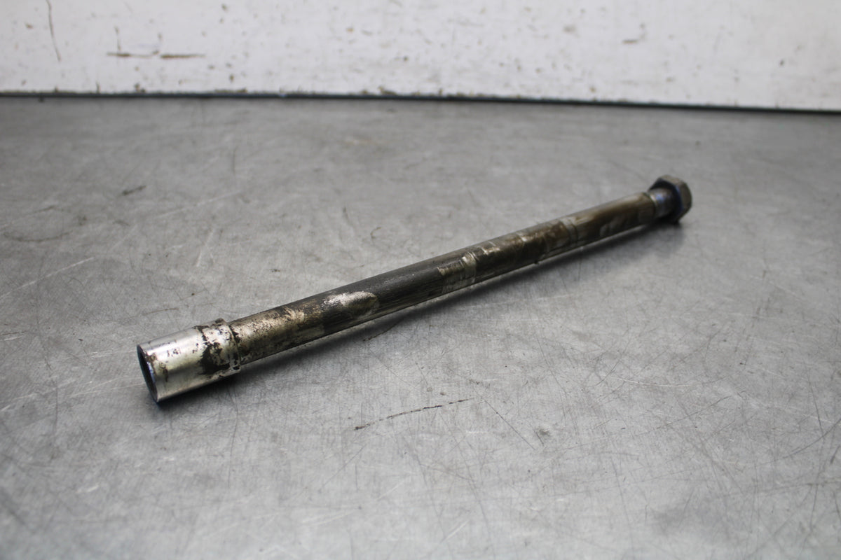 05-06 YAMAHA ROYAL STAR REAR AXLE BACK WHEEL RIM PIVOT BOLT AXEL BB697