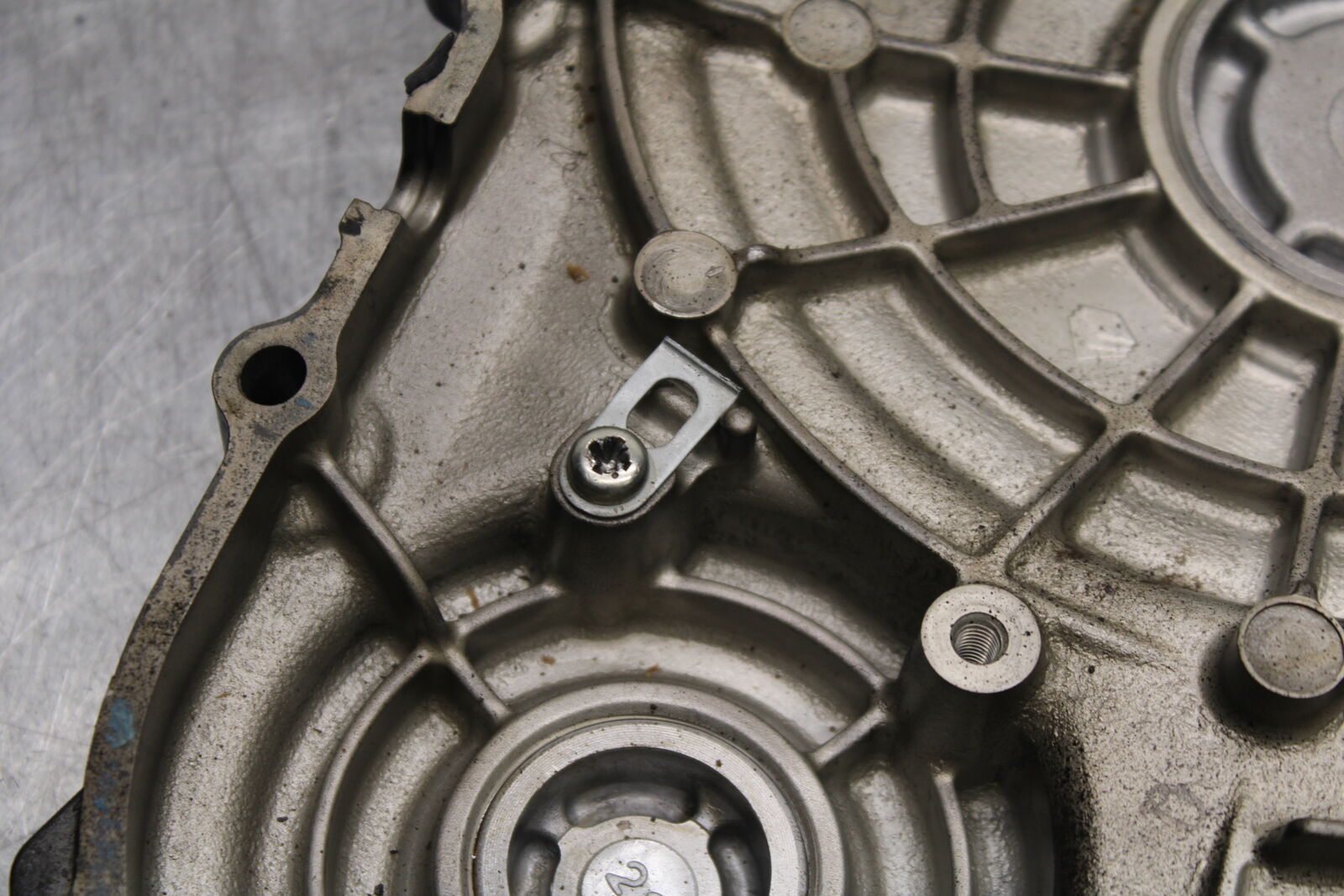 06-07 SUZUKI GSXR 600 CLUTCH SIDE ENGINE MOTOR COVER BB543