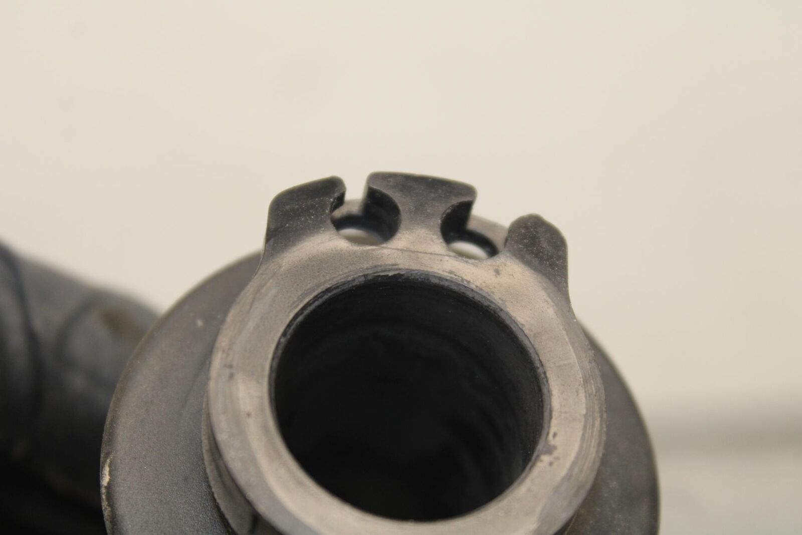 2011 Suzuki GSXR600 RIGHT THROTTLE GRIP BB605
