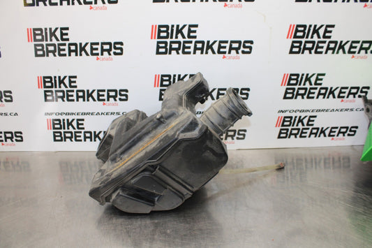 08-18 KAWASAKI KLR650 AIRBOX AIR INTAKE FILTER BOX BB183