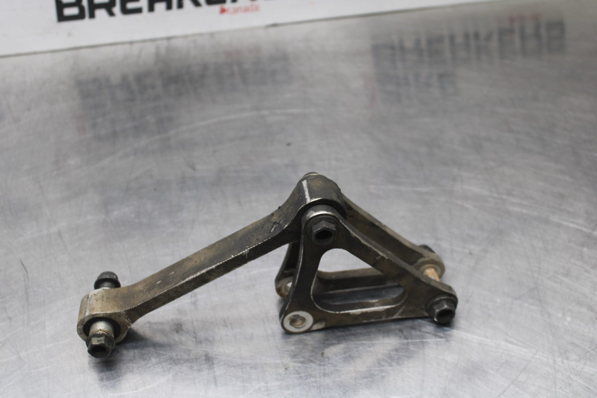 08-09 YAMAHA YZF R6S REAR DOGBONE SHOCK LINKAGE LINK BB796