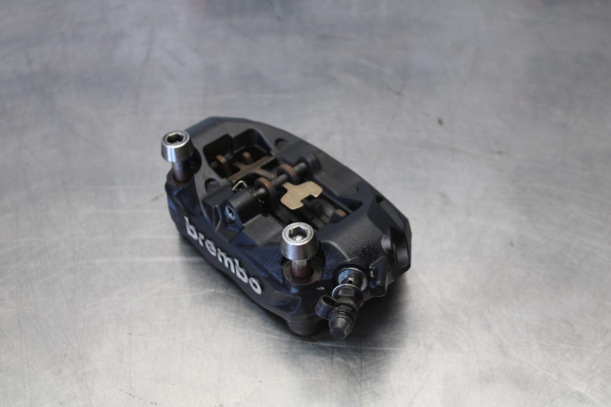 20 TRIUMPH STREET TRIPLE 765 RIGHT LEFT FRONT BRAKE CALIPER SET PAIR BB864