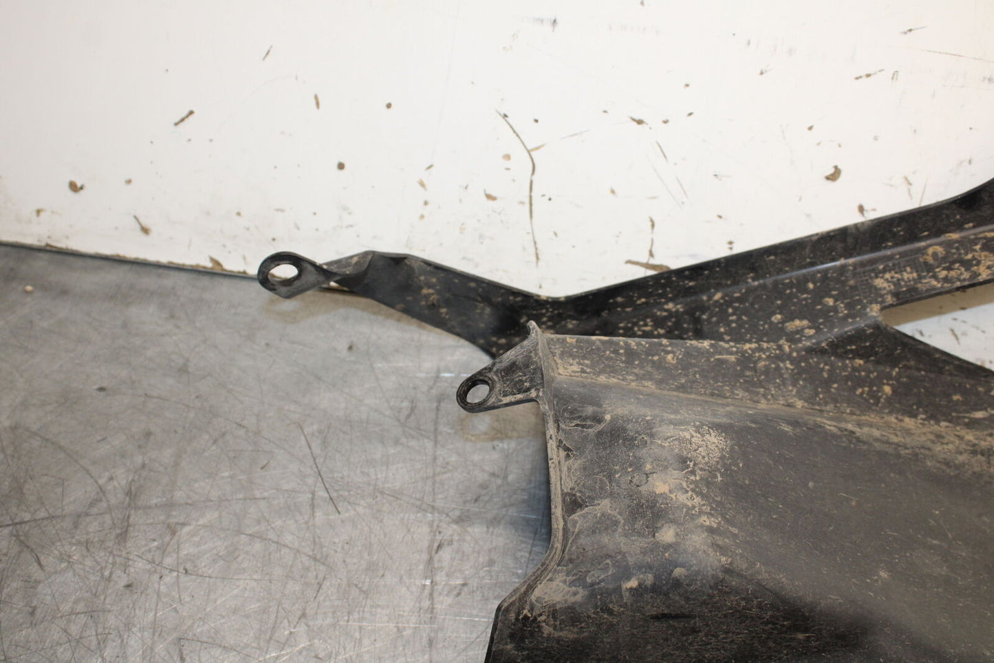 22-24 YAMAHA XSR900 REAR BACK DRIVE CHAIN GUARD COVER SHIELD BB710