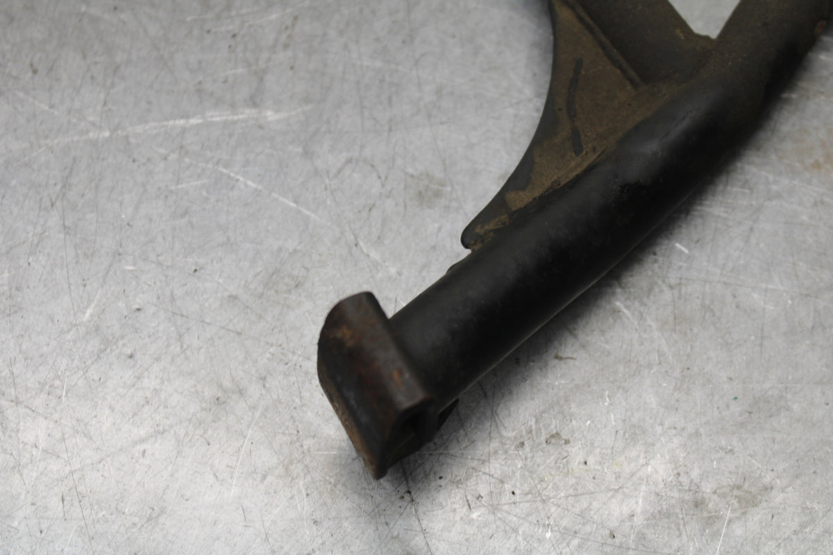 85-86 SUZUKI MADURA 1200 CENTER MAIN STAND  BB691