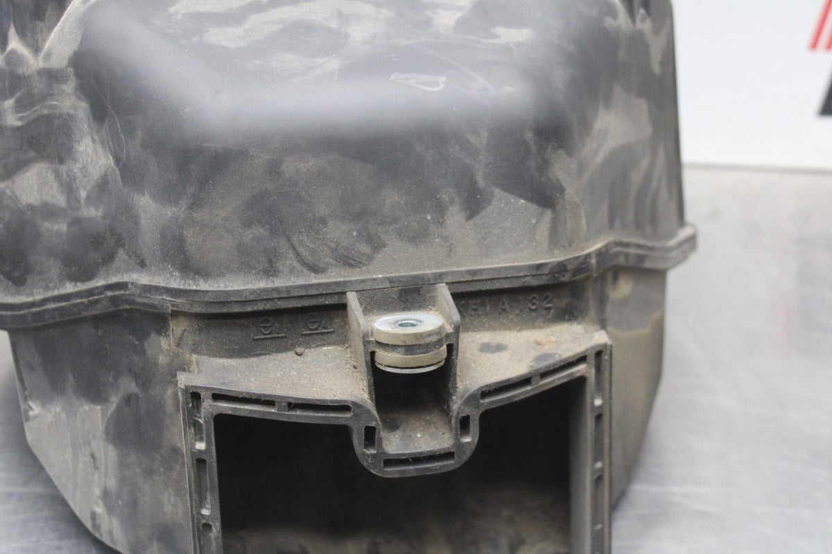 05-06 KAWASAKI NINJA ZX6R AIRBOX AIR INTAKE FILTER BOX BB877