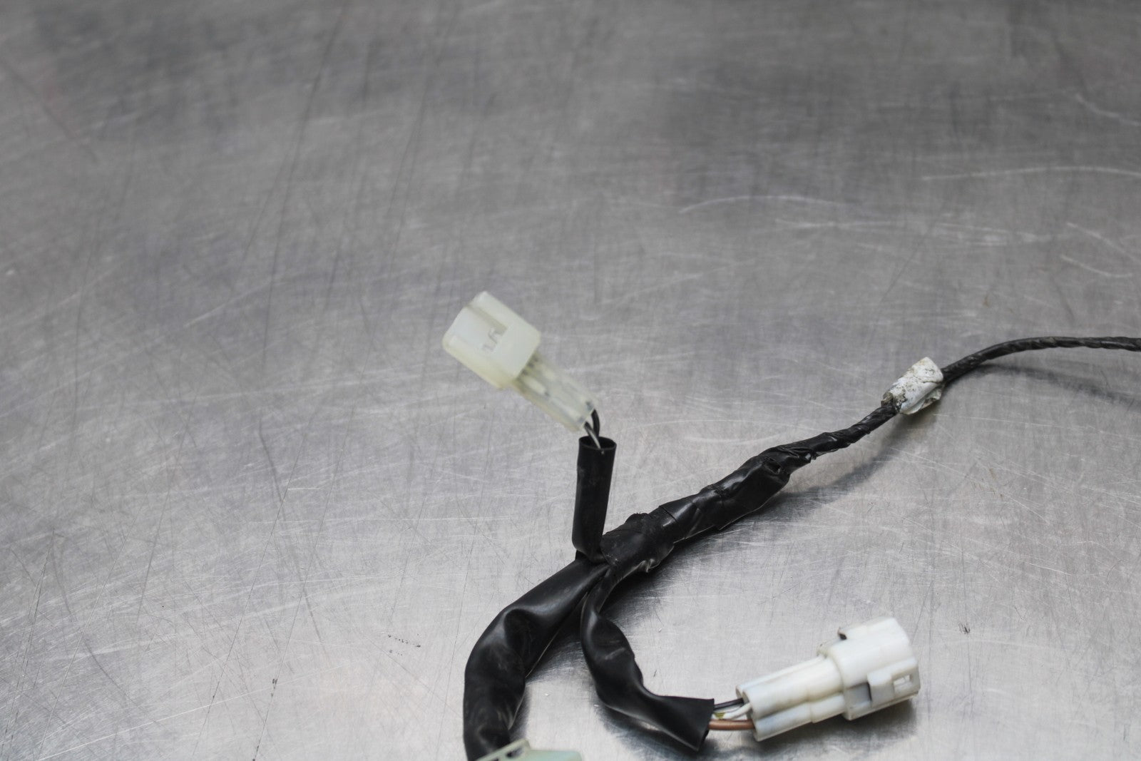 08-10 SUZUKI GSXR 600 TAIL LIGHT WIRING HARNESS MOTOR WIRE LOOM BB202