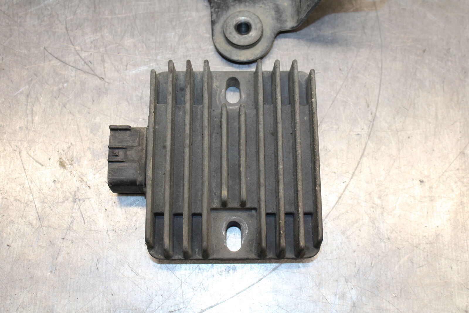 12-13 KAWASAKI Z1000 RECTIFIER VOLTAGE REGULATOR BB743