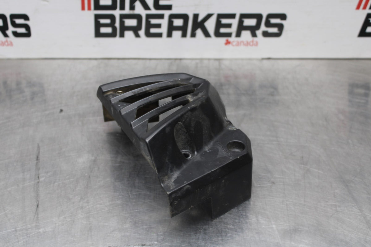 09 KAWASAKI NINJA 250R ENGINE SPROCKET COVER BB824