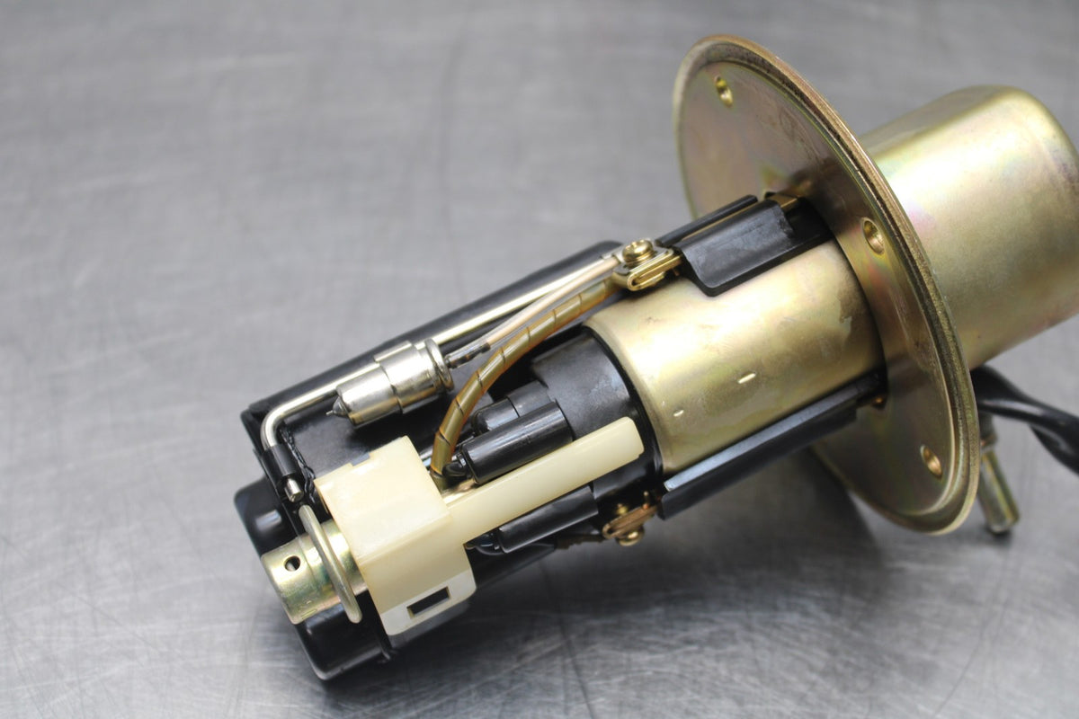 03 SUZUKI SV650 FUEL PUMP GAS PETROL SENDER UNIT BB846