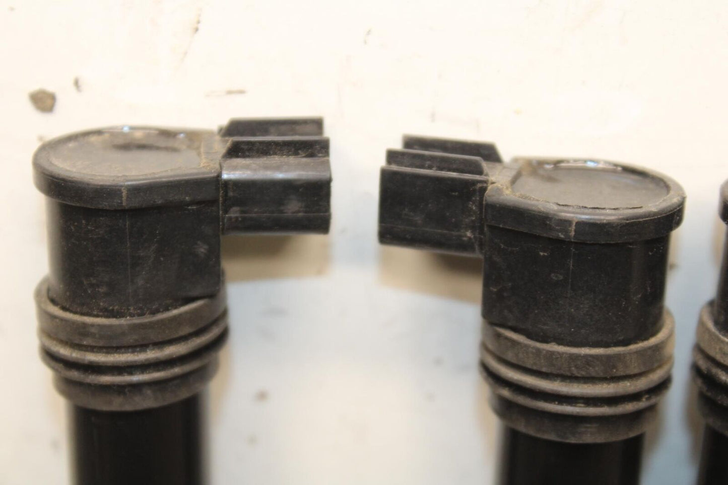 03-04 HONDA CBR600RR IGNITION COILS COIL SPARK PLUG CAPS 30700-MEE-641 BB628