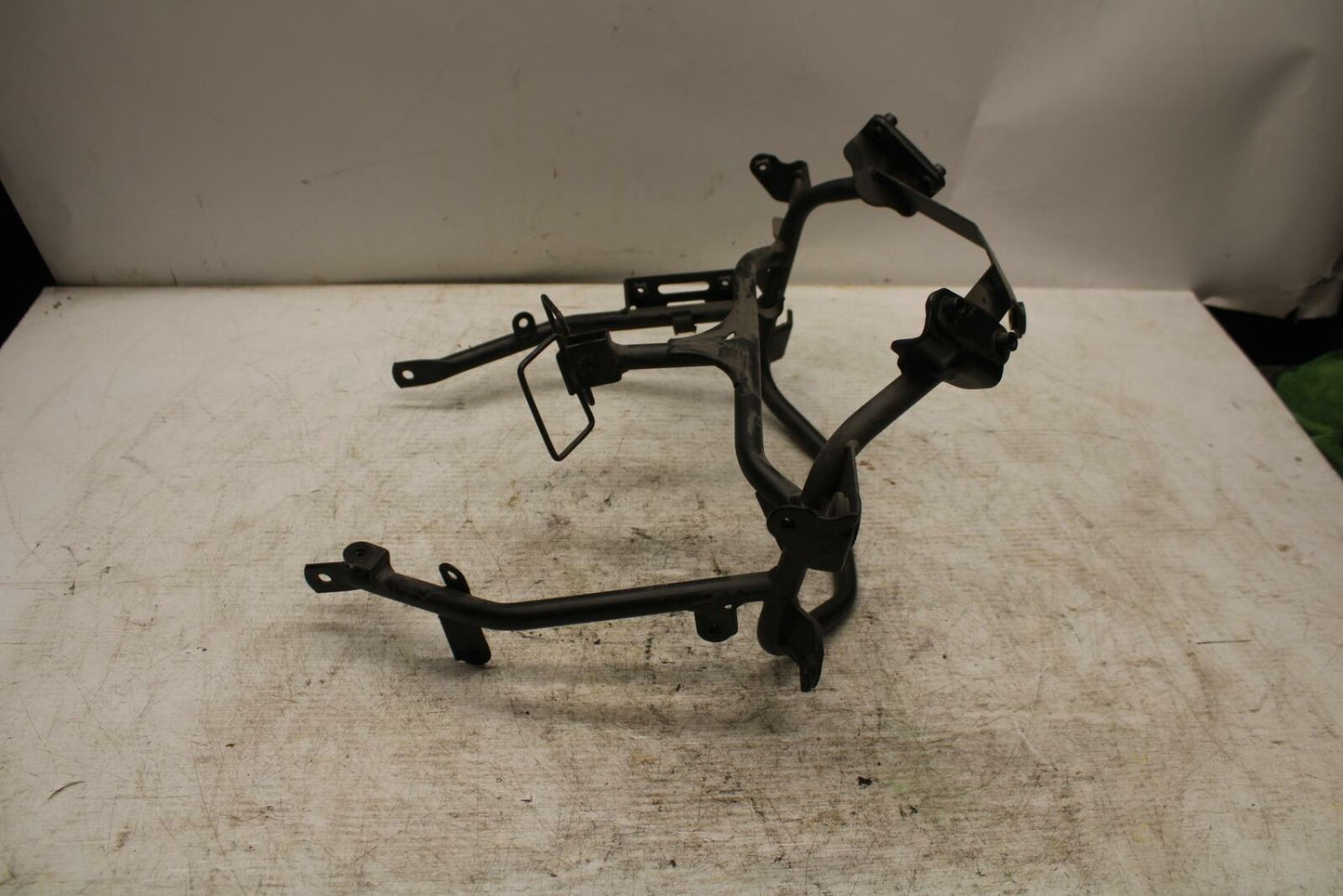 12-13 KAWASAKI EX300 NINJA UPPER FAIRING MIRROR GAUGES STAY BRACKET BB373