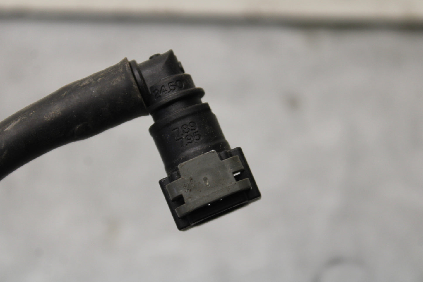 22-24 YAMAHA XSR900 FUEL HOSE GAS LINE TUBE PIPE BB683