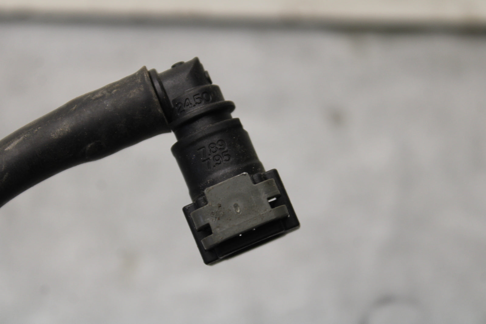 22-24 YAMAHA XSR900 FUEL HOSE GAS LINE TUBE PIPE BB683