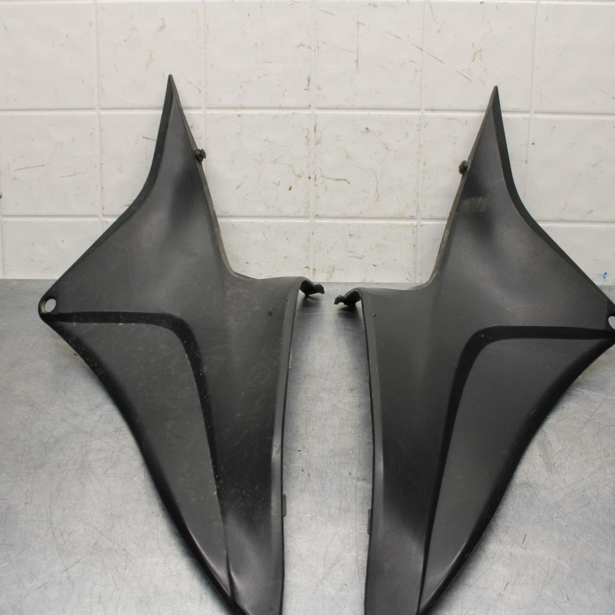 2007 Honda CBR600RR RIGHT LEFT FRONT SIDE SEAT PANELS TRIMS COWLS BB596