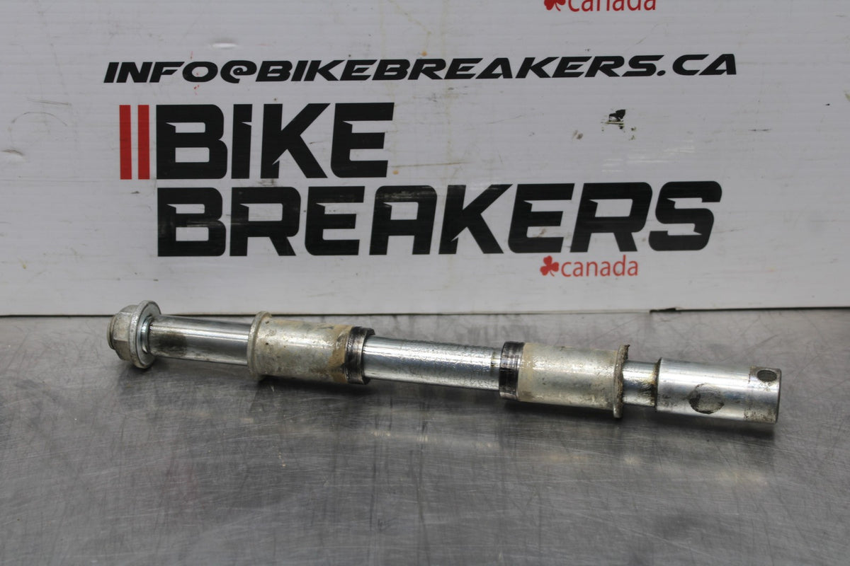 07-25 KAWASAKI VULCAN 900 VN900D CLASSIC LT FRONT WHEEL AXLE PIVOT BOLT BB842
