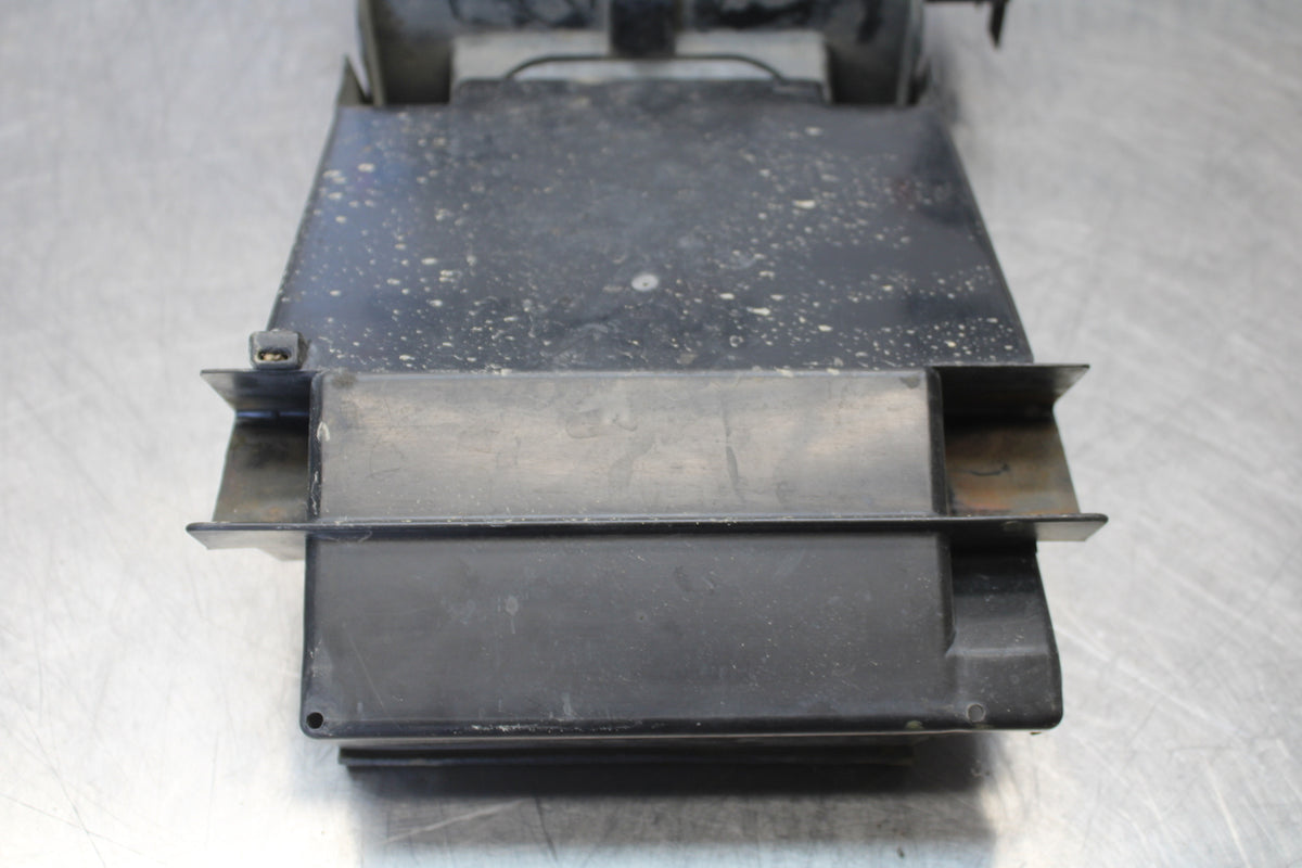 03-06 KAWASAKI Z1000 REAR BACK TAIL UNDERTAIL BATTERY TRAY PLASTIC BB164