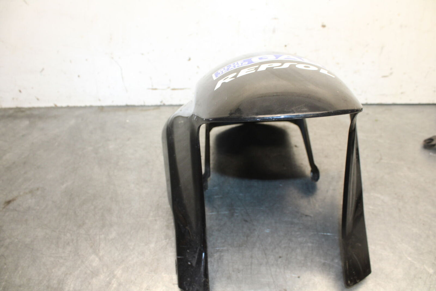 05-06 HONDA CBR600RR FRONT WHEEL FENDER COWL FAIRING  BB689