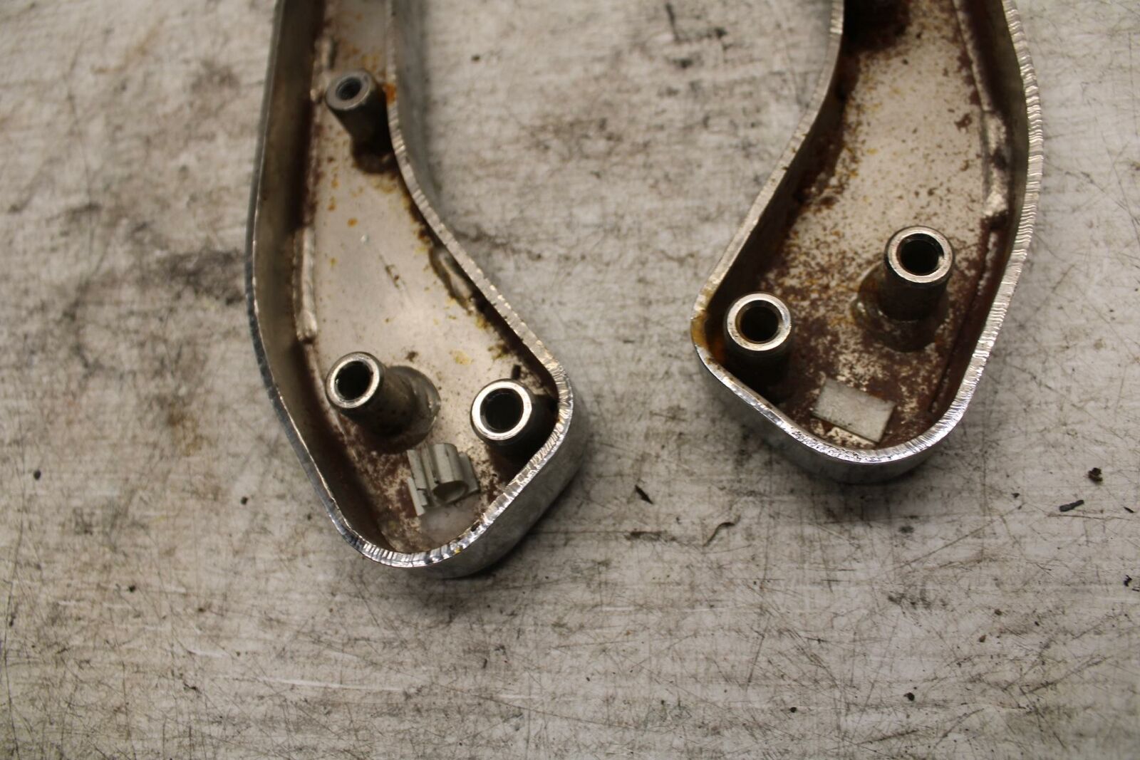 06-07 SUZUKI BOULEVARD S40 REAR BACK FENDER SUPPORT FRAME SUBFRAME BB375