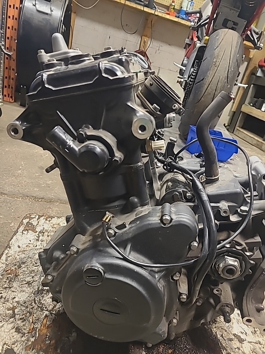 20 KAWASAKI Z400 ER400 ABS ENGINE MOTOR BB586