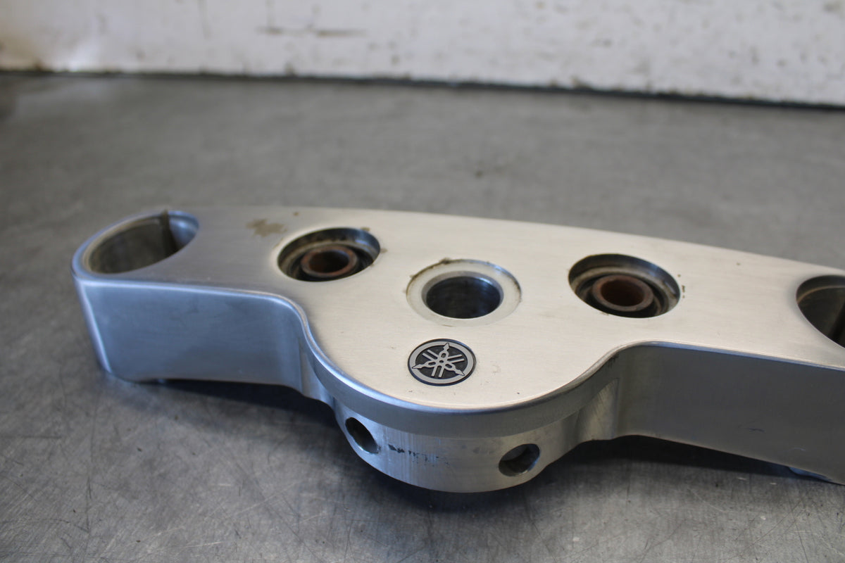 05-06 YAMAHA ROYAL STAR FORKS UPPER TRIPLE TREE CLAMP BB697