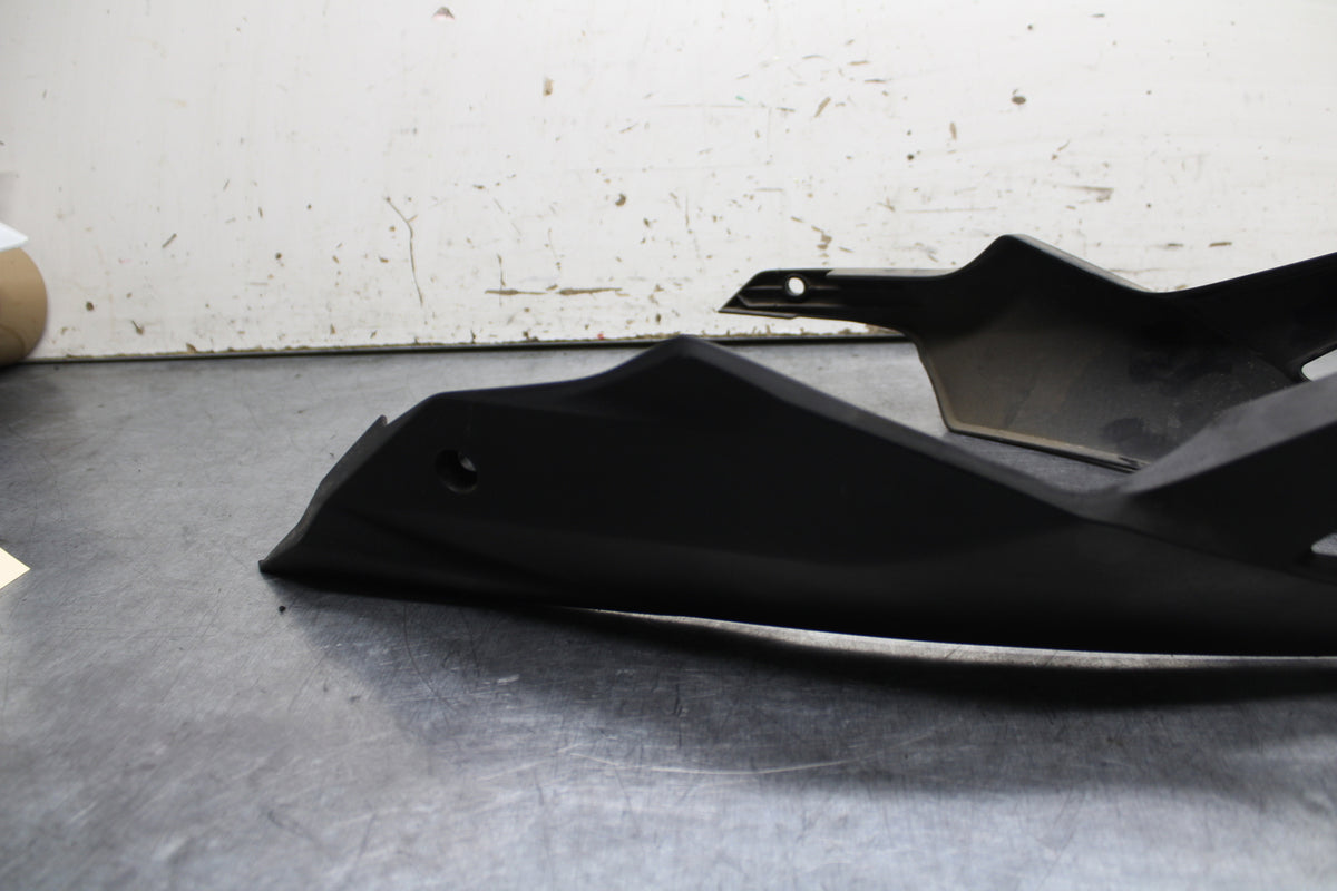 15-16 HONDA CB300F LOWER BOTTOM BELLY FAIRING COWL BB740