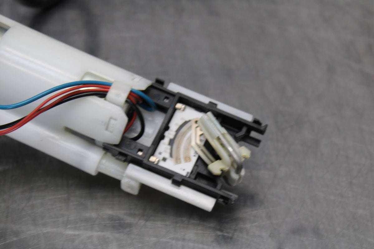 17-22 KTM 390 DUKE FUEL PUMP GAS PETROL SENDER UNIT BB180