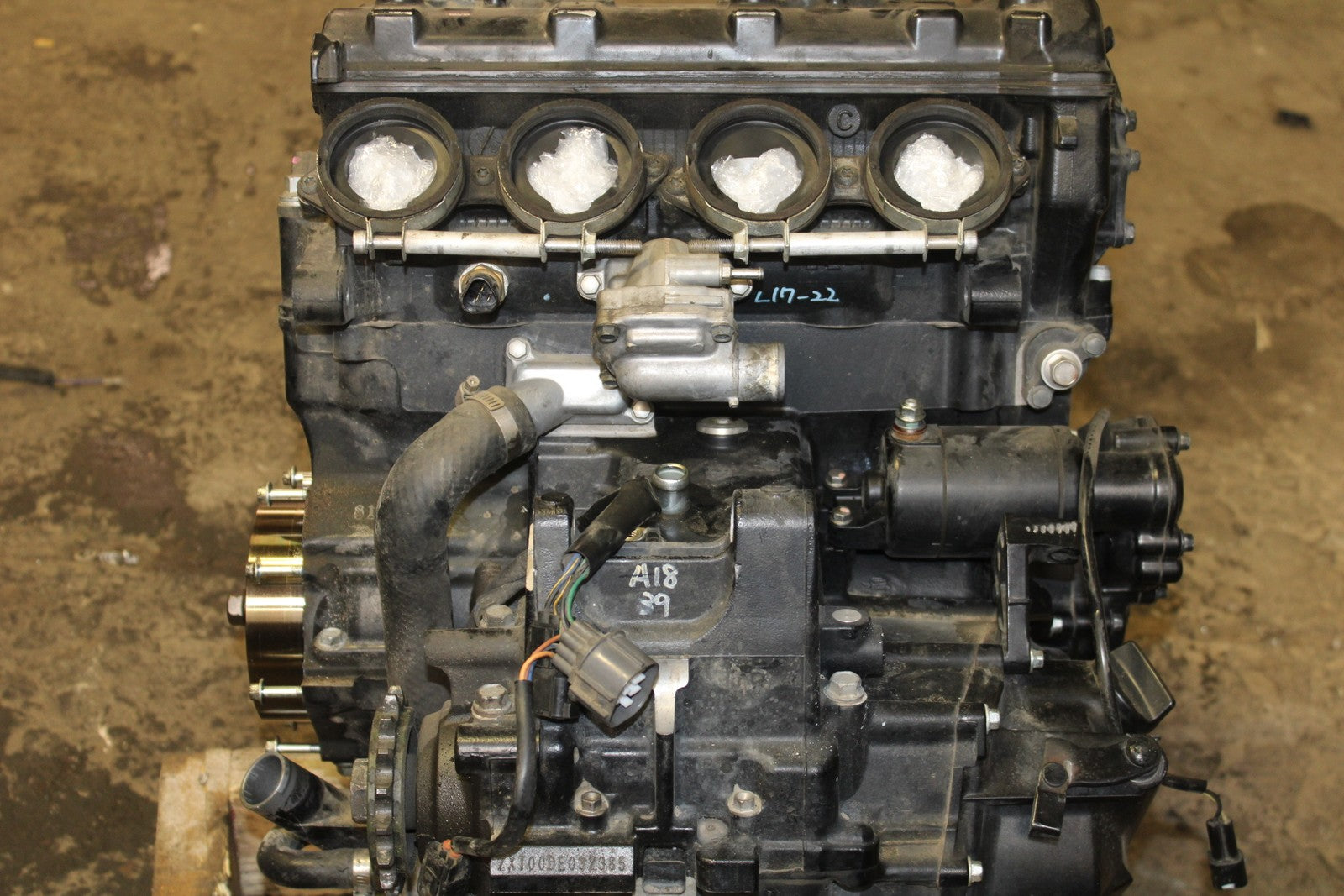 08 KAWASAKI NINJA ZX10R ENGINE MOTOR BB201
