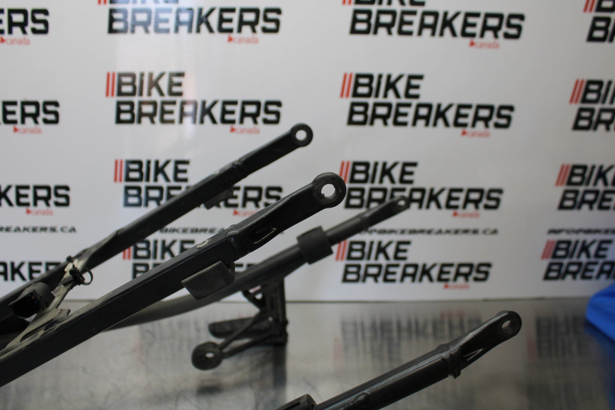 06-12 BMW F800ST REAR SUBFRAME BACK SUB FRAME BB144