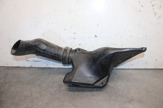 05-06 HONDA CBR600RR LEFT RAM AIR INTAKE DUCT TUBE  BB689