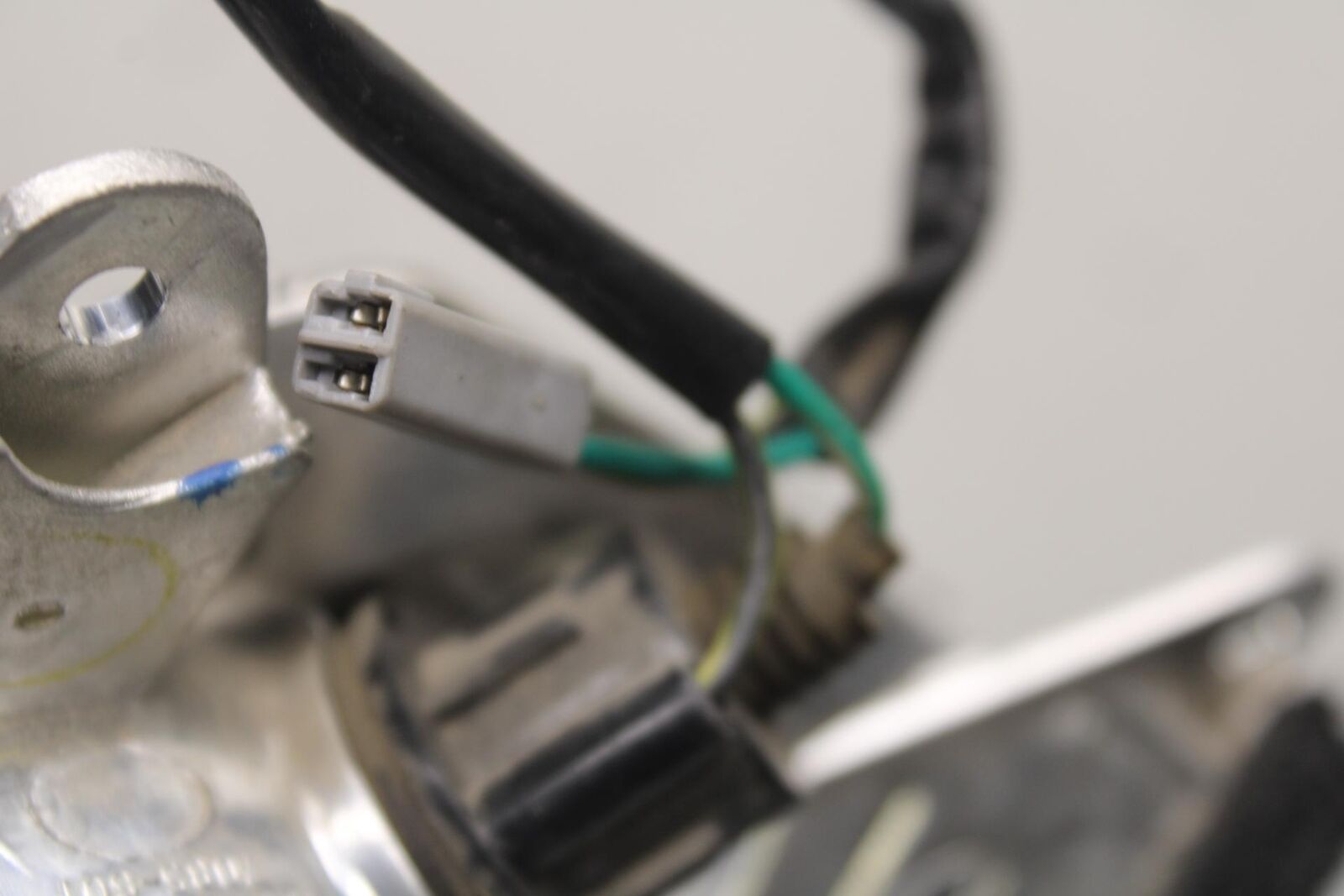 17-20 KAWASAKI NINJA EX650 ABS RIGHT FRONT TURN SIGNAL LIGHT INDICATOR BB88