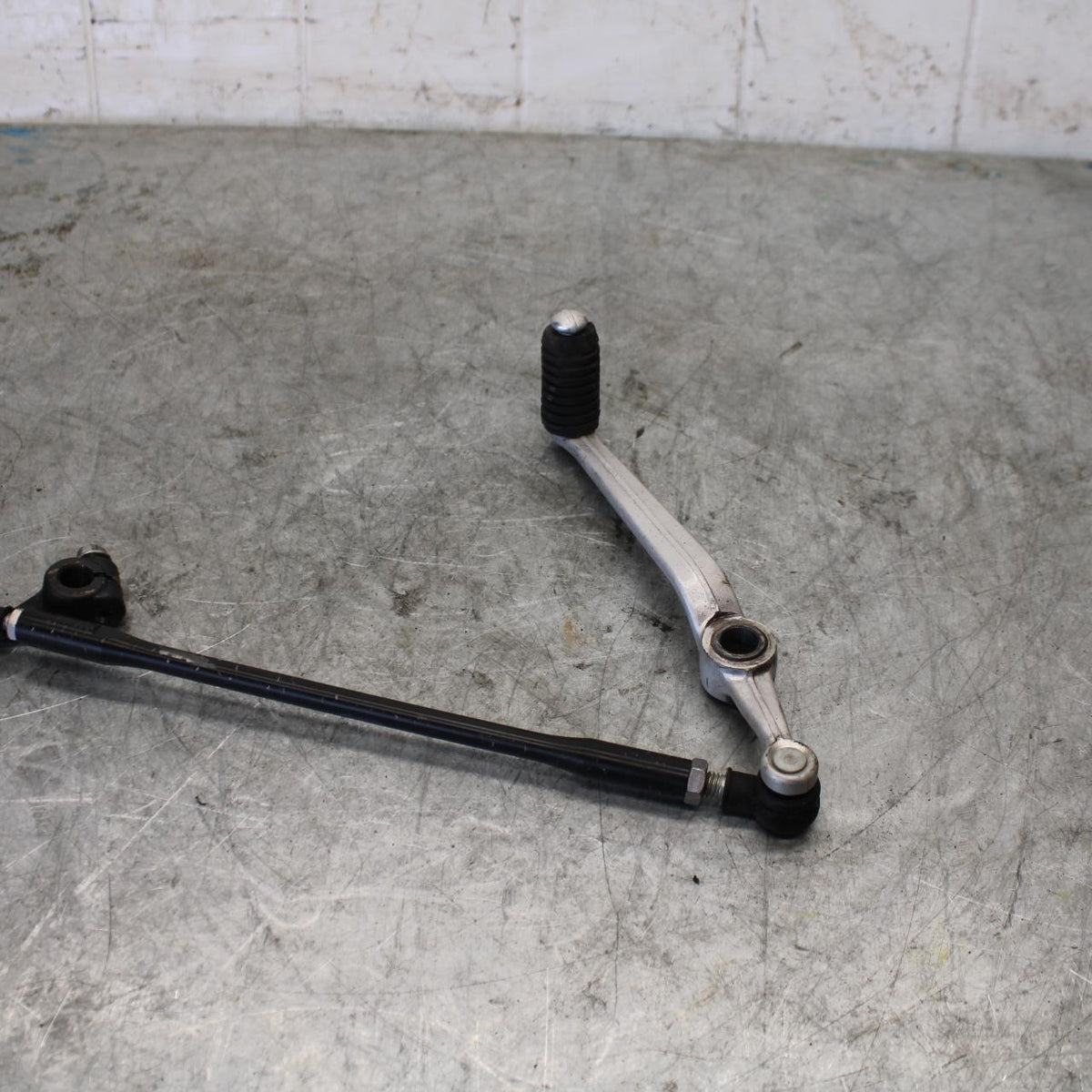 08-16 YAMAHA YZF R6 SHIFTER LINKAGE SHIFT LINK PEDAL BB431