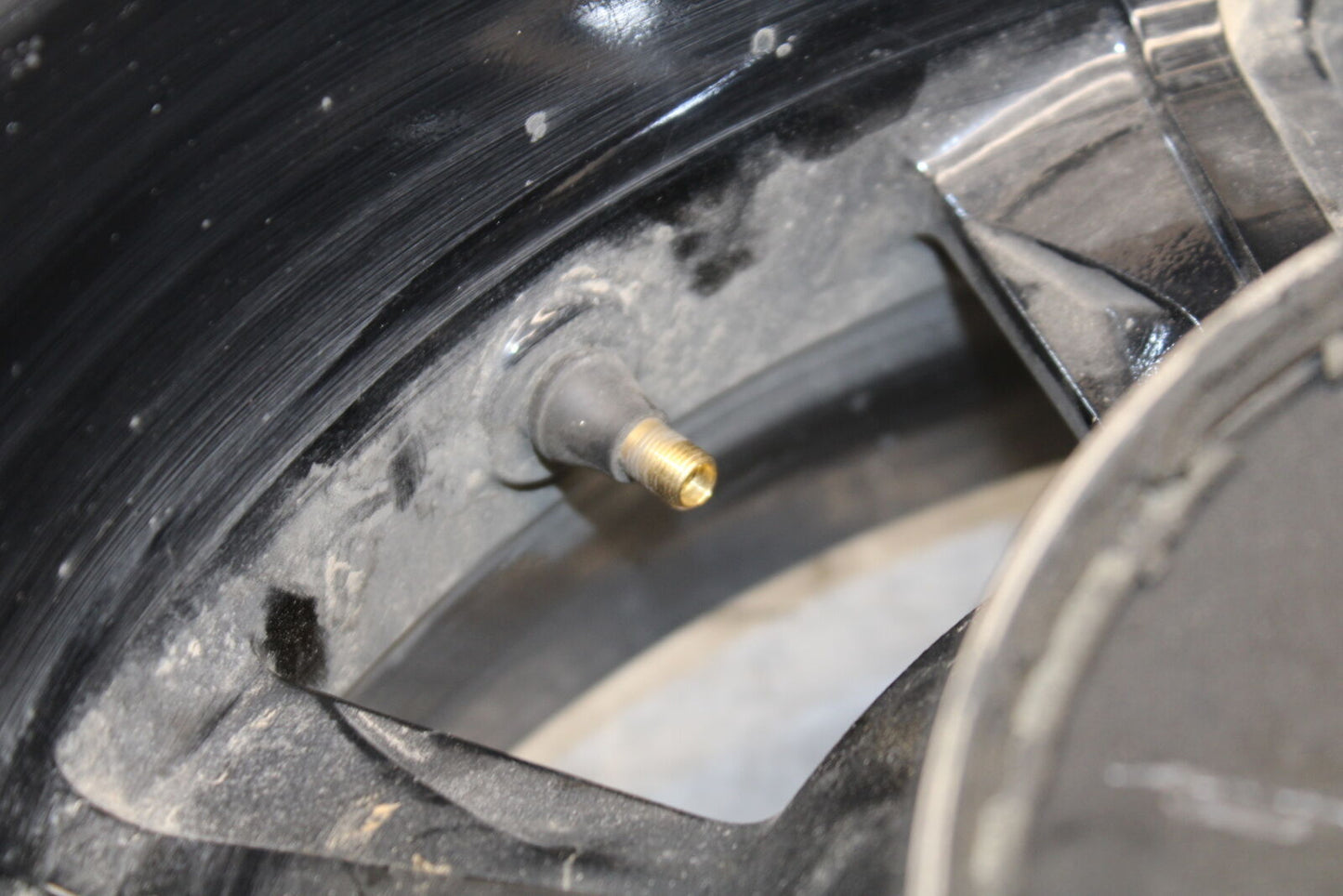 14 HONDA CTX1300A REAR WHEEL BACK RIM BB732
