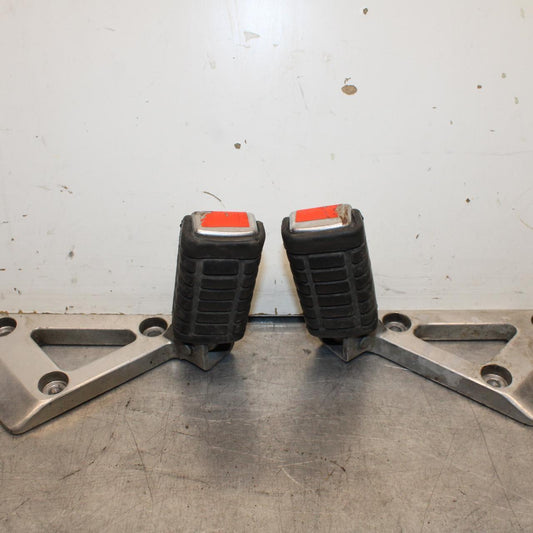 1985 Honda Shadow 500 VT500C REAR FOOT RESTS PEGS STEPS SET PAIR BB615