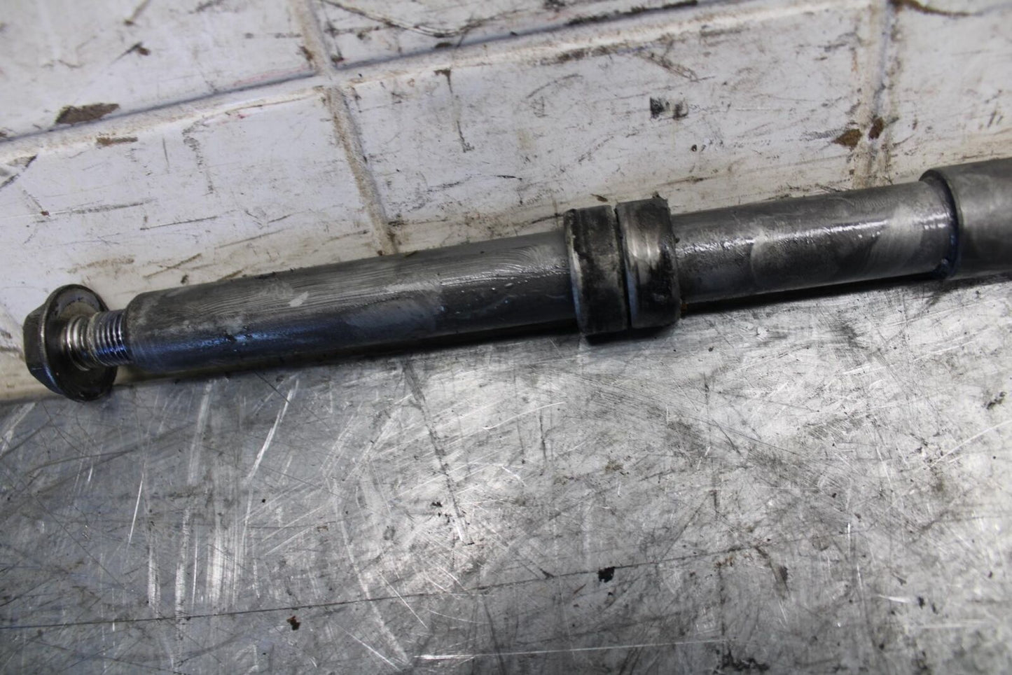 2008 Honda CBR600RR FRONT WHEEL RIM AXLE PIVOT BOLT 44301-MFJ-D00 BB542