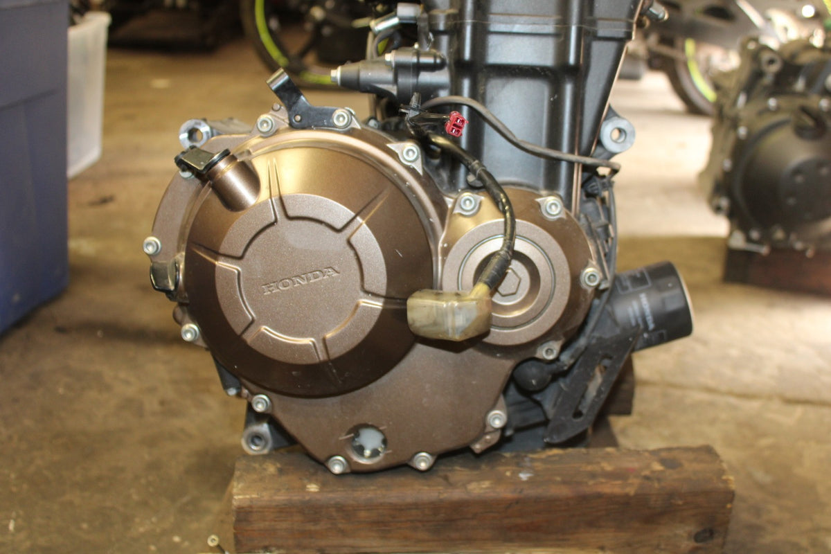 16 HONDA CB500F ABS ENGINE MOTOR BB930