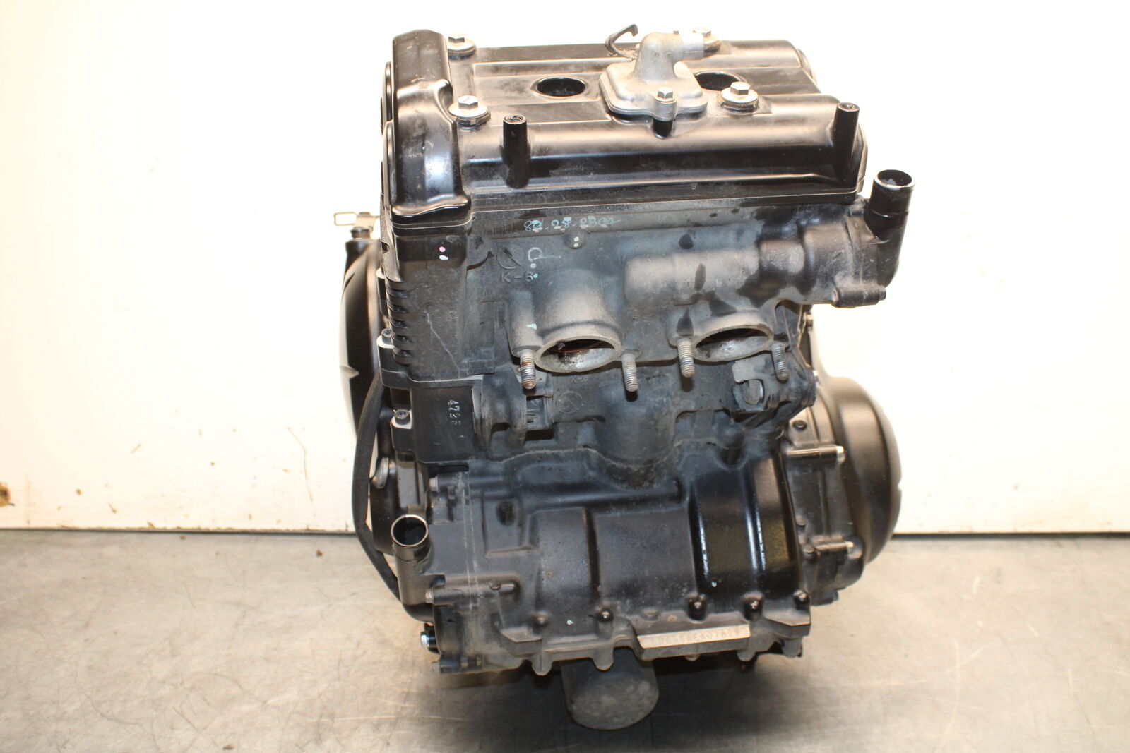 12-17 KAWASAKI ER-6N Z650 ENGINE MOTOR BB709
