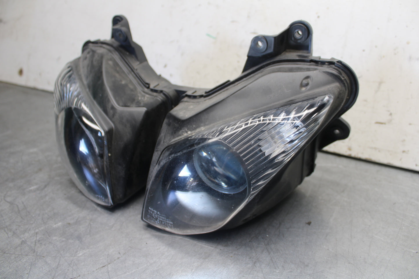 09-12 KAWASAKI NINJA ZX6R FRONT HEADLIGHT HEAD LIGHT LAMP 23007-0101 BB698