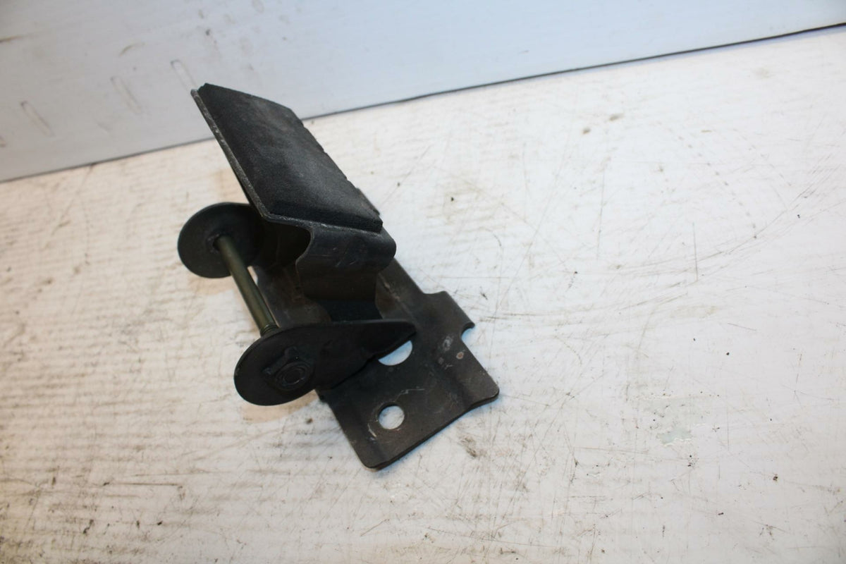 99-02 SUZUKI SV650S GAS TANK FUEL CELL PETROL RESERVOIR BRACKET MOUNT BB299